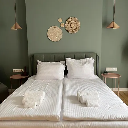 Vibes - Friends & Family Apartament *