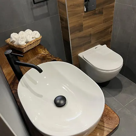 Vibes - Friends & Family