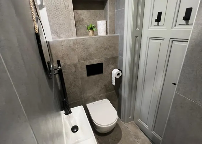 Апартамент Vibes - Friends & Family