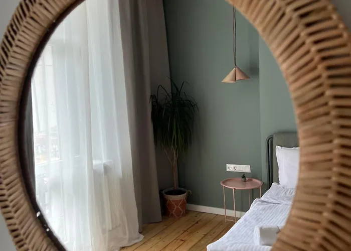 Апартамент Vibes - Friends & Family София