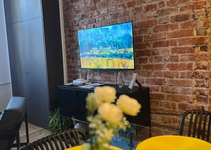 Vibes - Friends & Family *