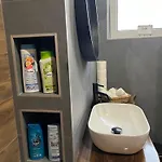 Apartment Vibes - Friends & Family
